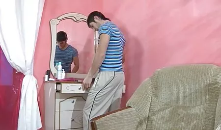 Orgasm cute girl from the action of Boyfriend retro mom xxx